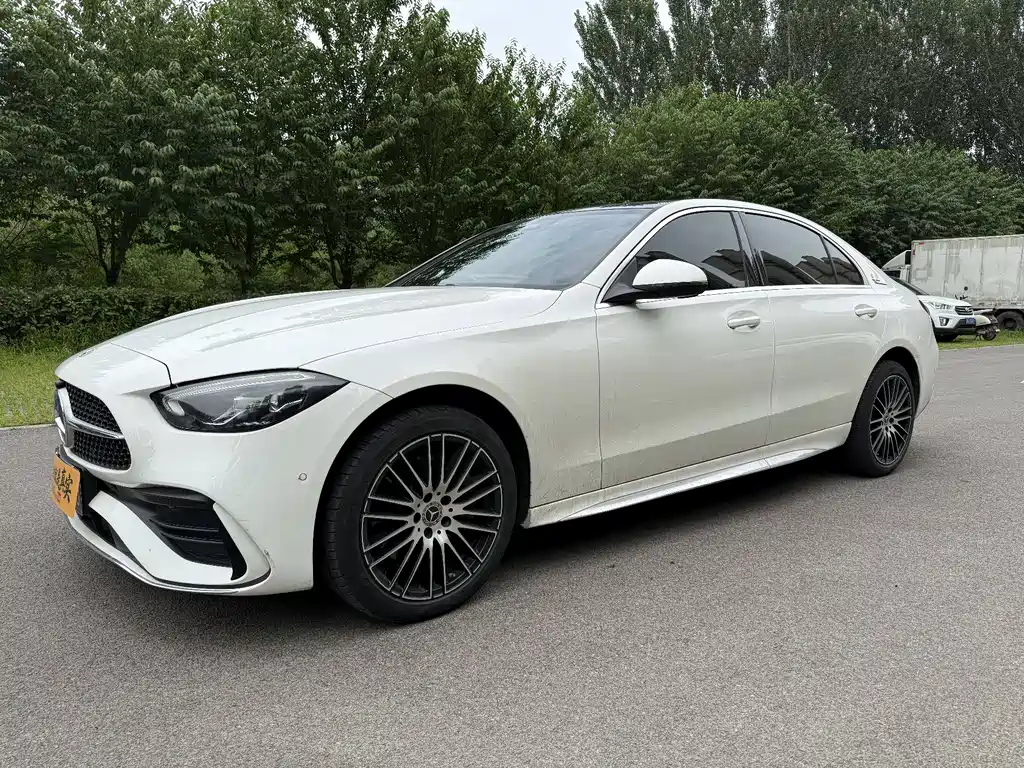 Mercedes-Benz C-Class 2023