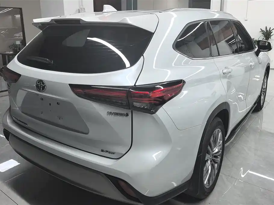 Toyota Highlander 2023