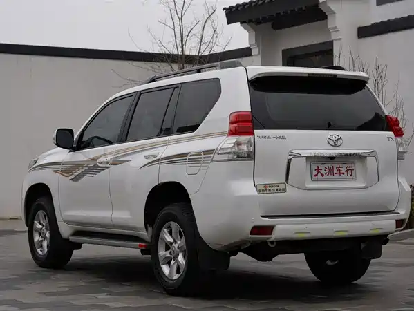 Toyota Prado 2010