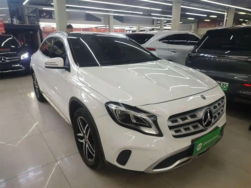 Mercedes-Benz GLA 2018 — фото 4
