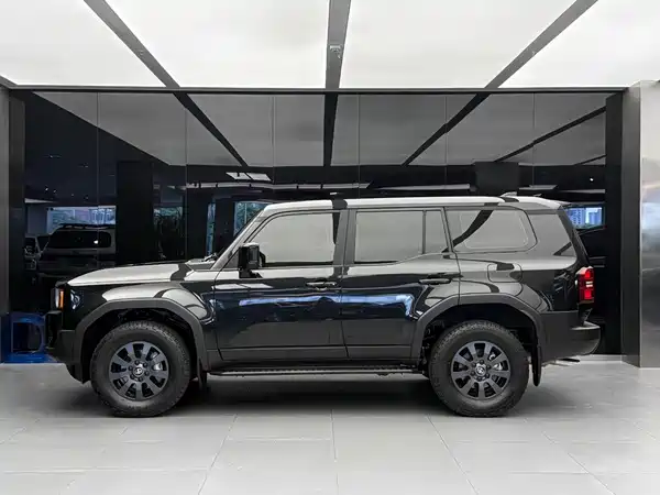 Toyota Prado 2025