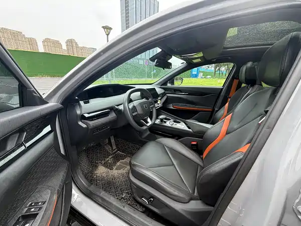 Changan UNI-V 2022