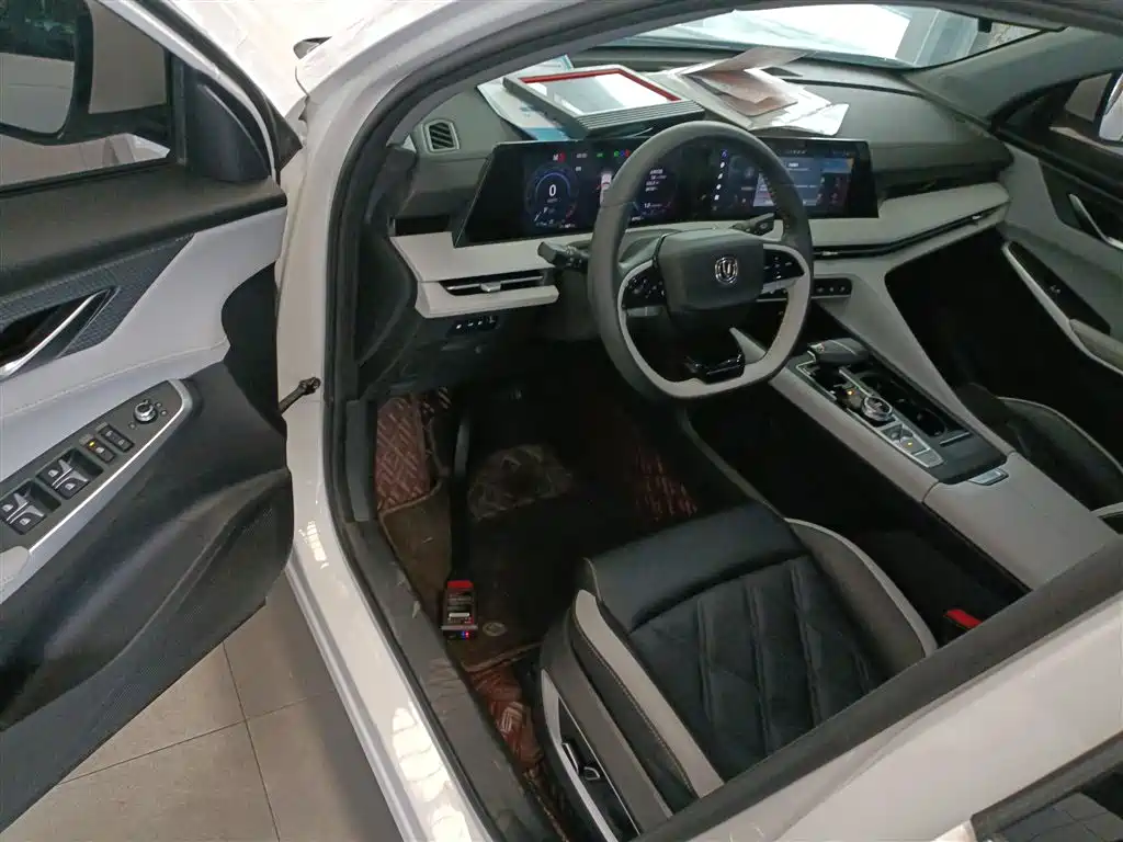 Changan CS75 PLUS 2023 — фото 12