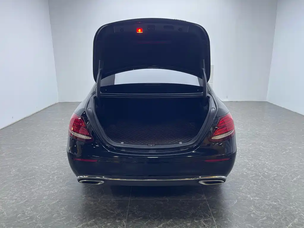Mercedes-Benz E-Class 2020