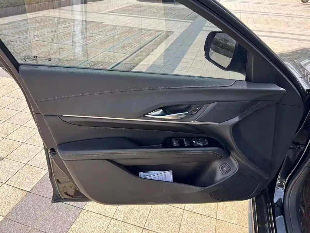 Cadillac CT4 2021 — фото 14