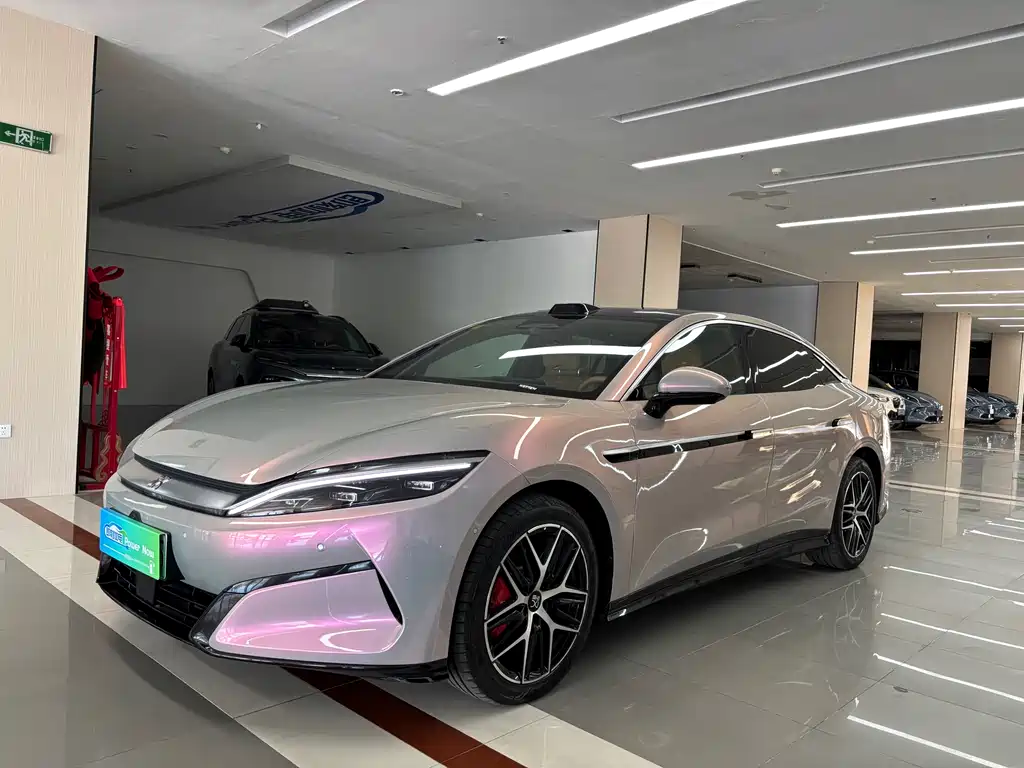 BYD Han L 2025 — фото 1