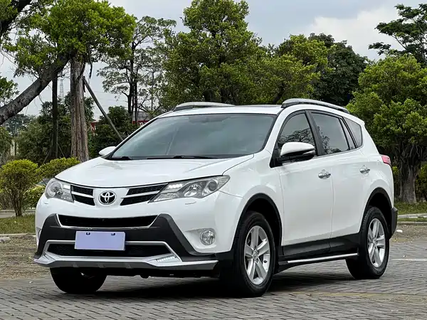 Toyota RAV4 2013