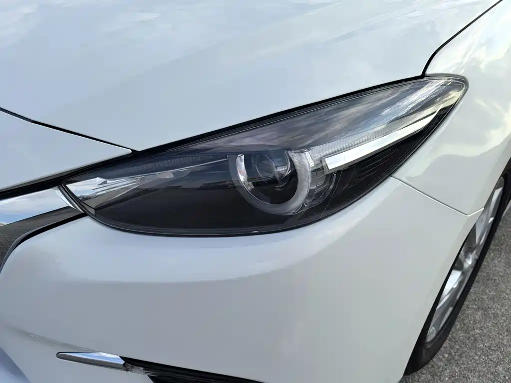 Mazda 3 Angkesela 2019 — фото 12
