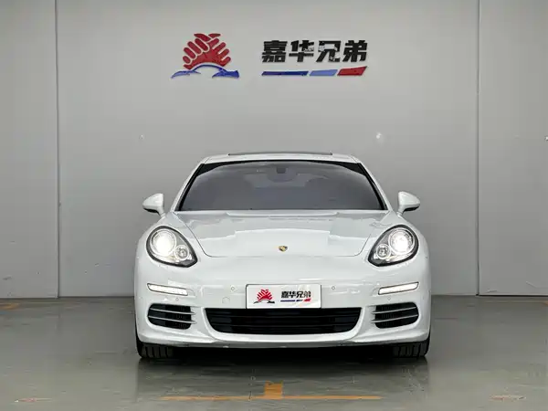 Porsche Panamera 2016