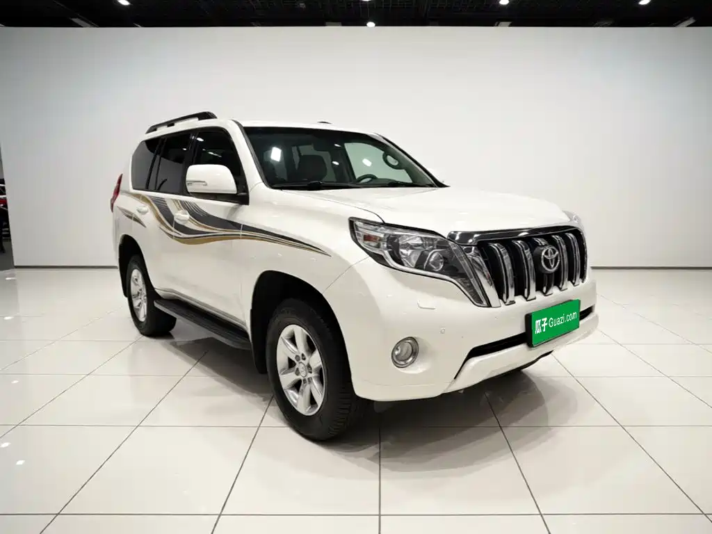 Toyota Prado 2017 — фото 3