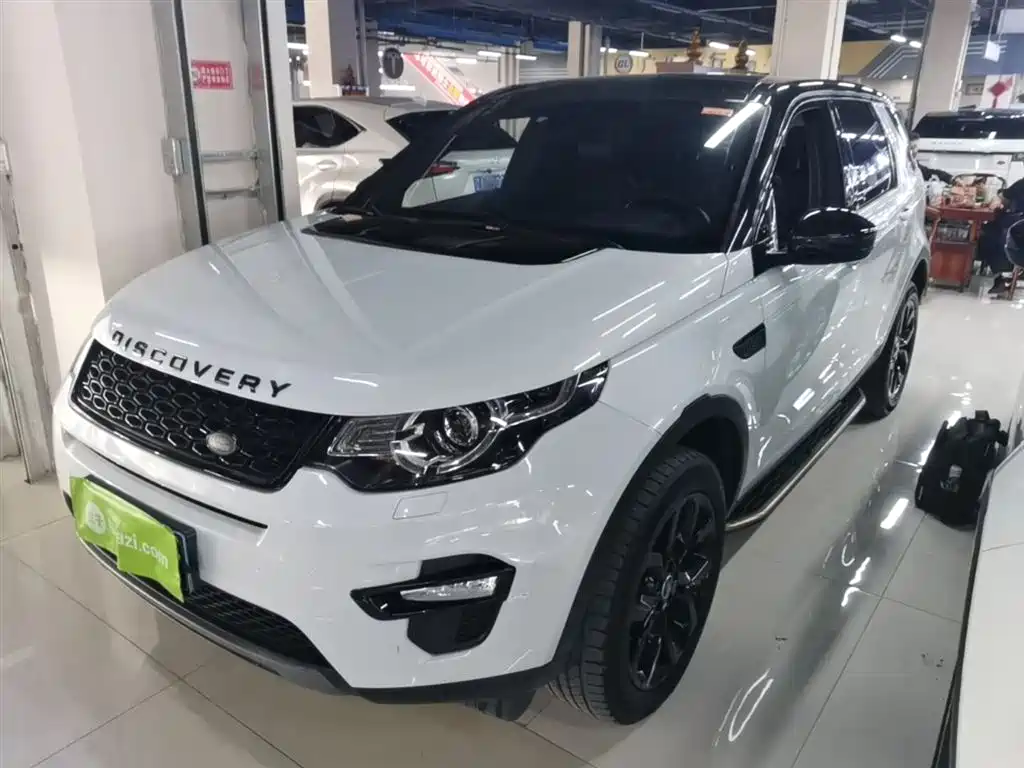 Land Rover Discovery Sport 2017 — фото 1