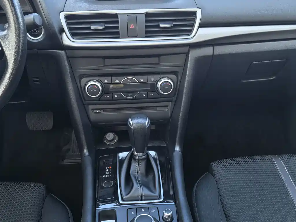 Mazda 3 Angkesela 2019 — фото 11