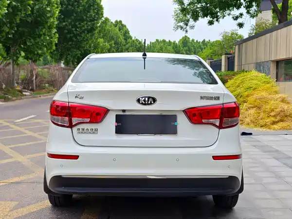 Kia K2 2016