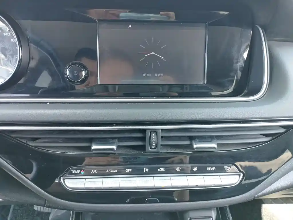 GAC Trumpchi M6 2022 — фото 28