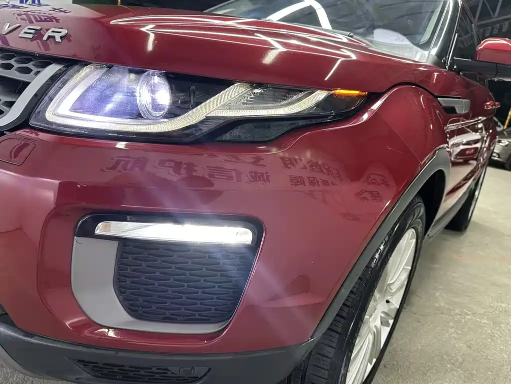 Land Rover Evoque 2017 — фото 20