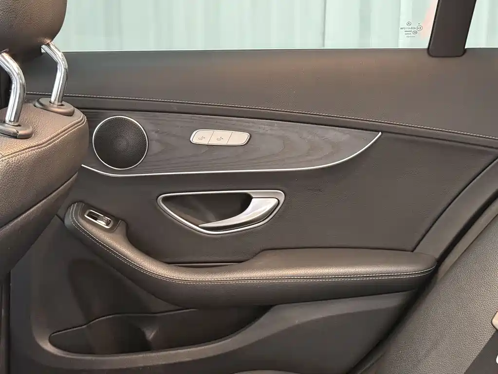 Mercedes-Benz C-Class 2021 — фото 16