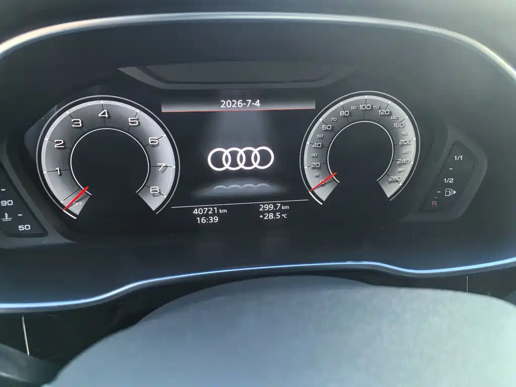 Audi Q3 2023 — фото 6