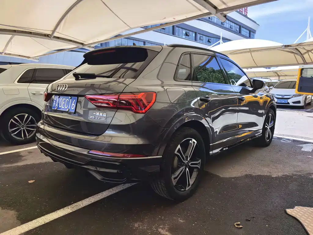 Audi Q3 2022 — фото 17