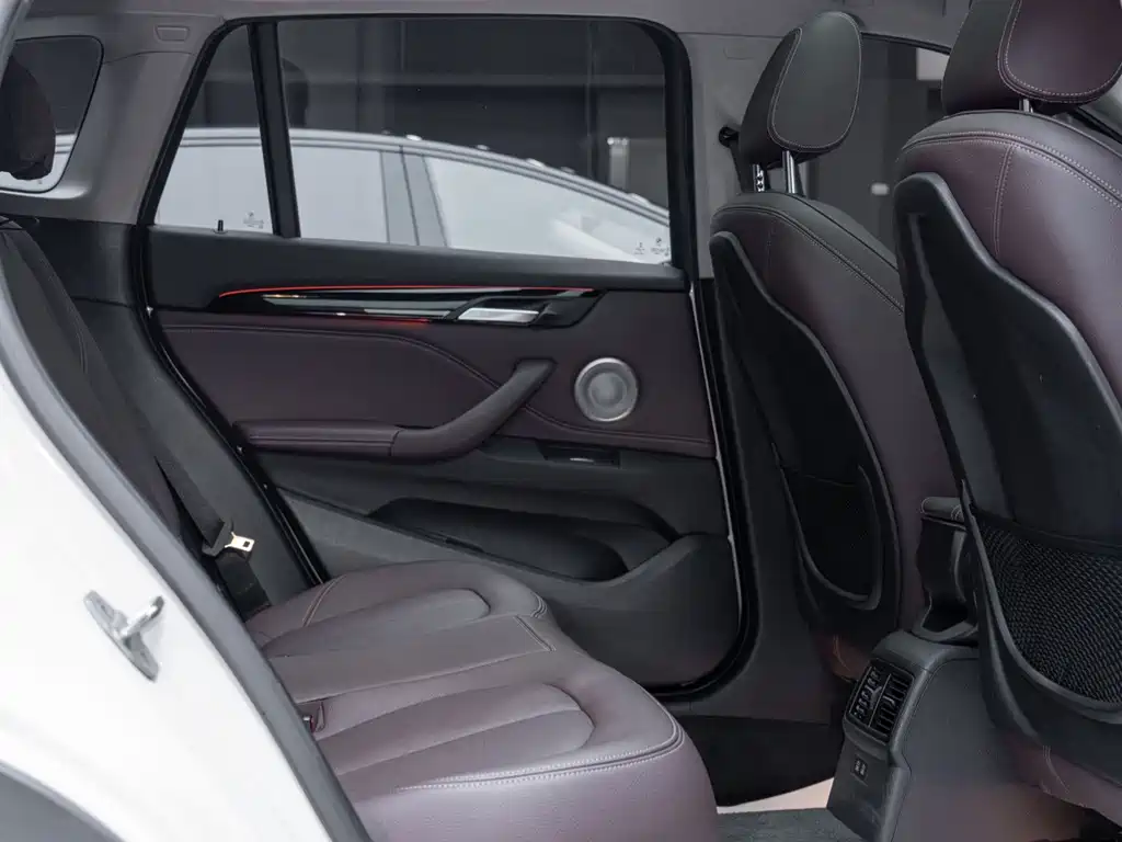 BMW X1 2022 — фото 14