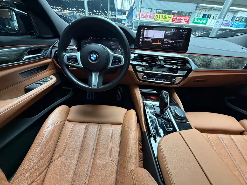 BMW 6 Series GT 2023 — фото 26