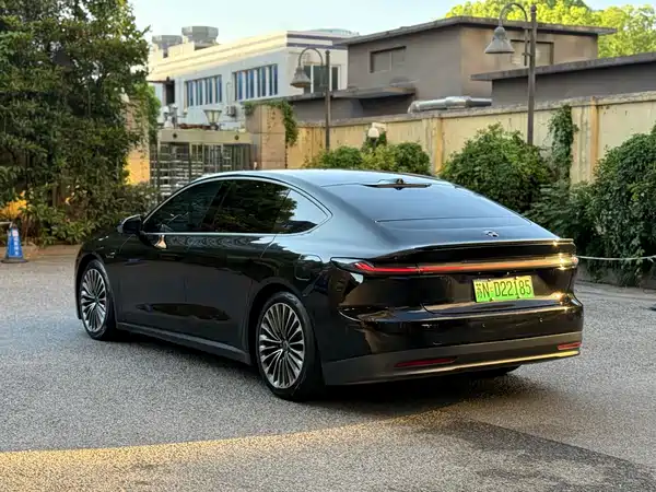 NIO ET7 2022