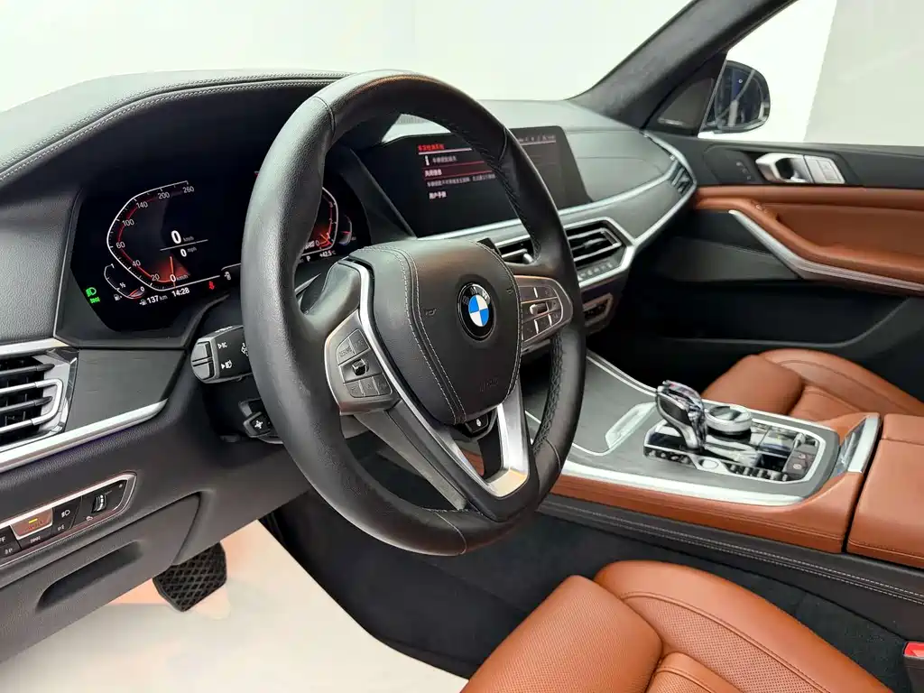 BMW X7 2020 — фото 28