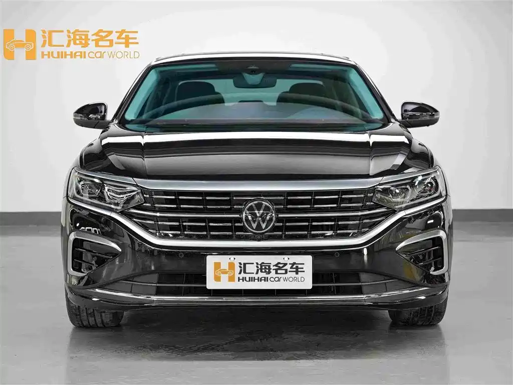 Volkswagen Passat 2024