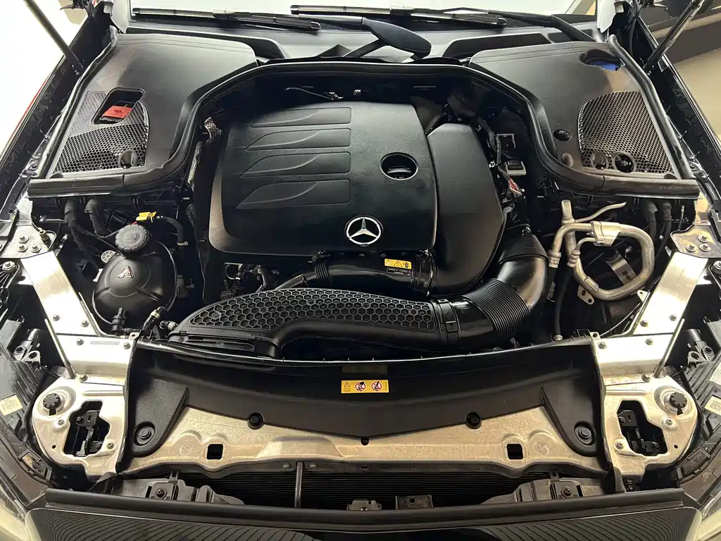 Mercedes-Benz E-Class 2023 — фото 18