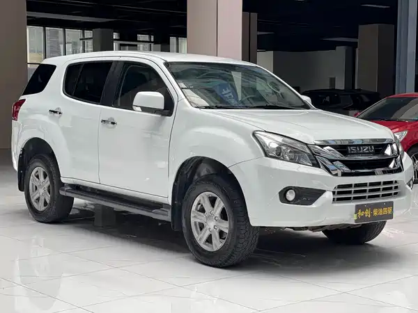 Isuzu Mu-X Shepherd 2016