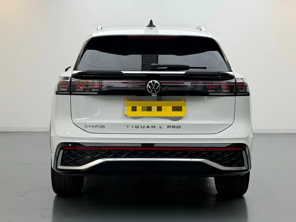 Volkswagen Tiguan L 2025 — фото 8
