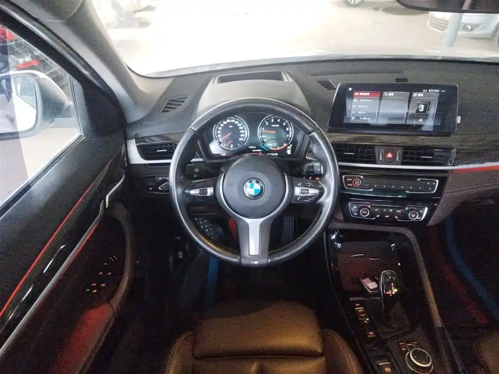BMW X1 2020 — фото 11