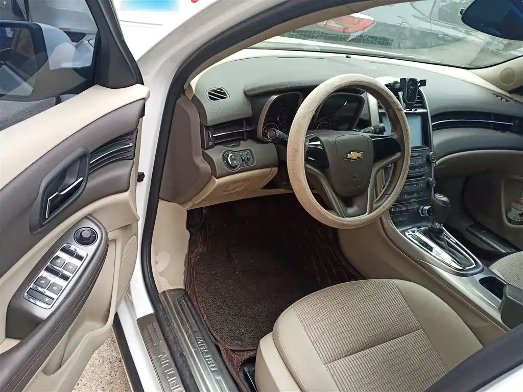 Chevrolet Malibu 2015 — фото 16