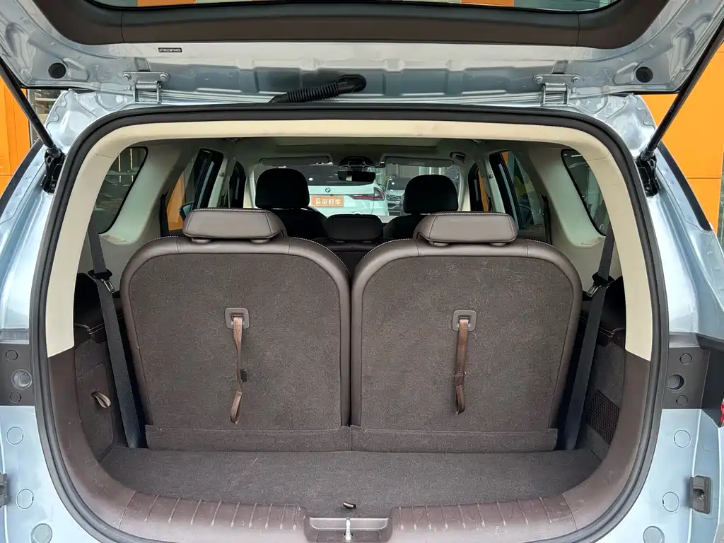Geely Jiaji 2021 — фото 29