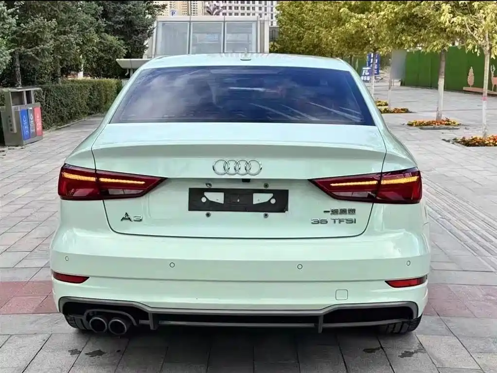 Audi A3 2017 — фото 12