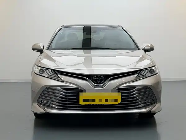 Toyota Camry 2019