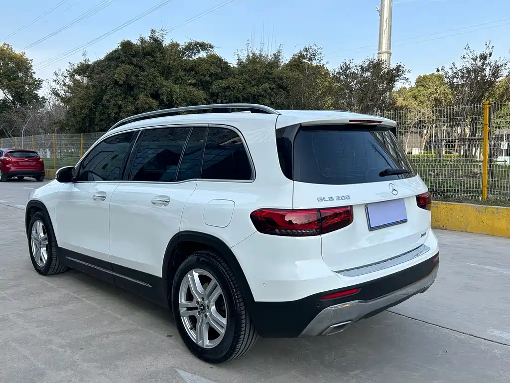 Mercedes-Benz GLB 2020 — фото 13