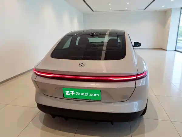 NIO ET5 2025