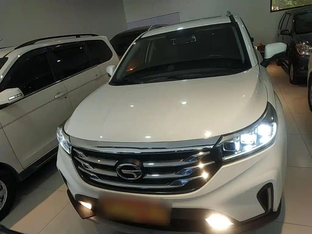 GAC Motor Trumpchi GS4 2019 — фото 3