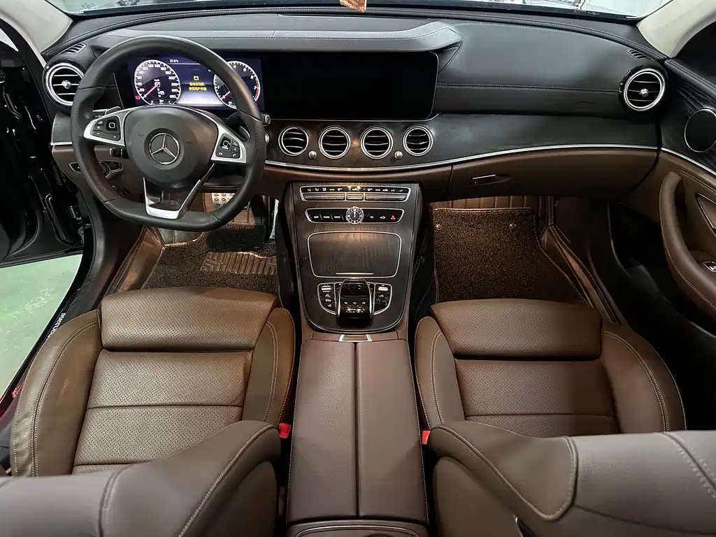 Mercedes-Benz E-Class 2018 — фото 5