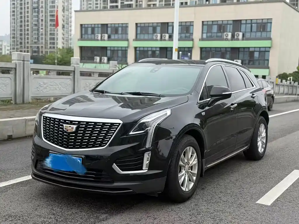 Cadillac XT5 2020 — фото 1