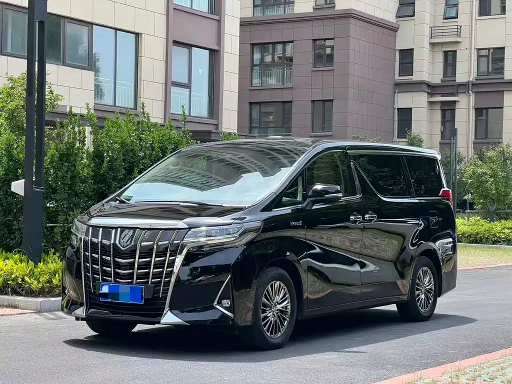 Toyota Alphard 2021 — фото 1