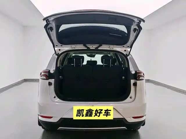 BYD Tang 2019 — фото 10