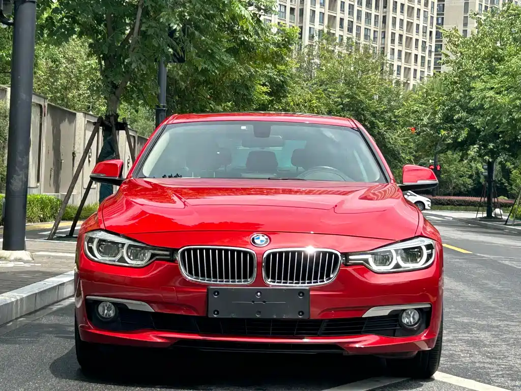 BMW 3 Series 2018 — фото 2