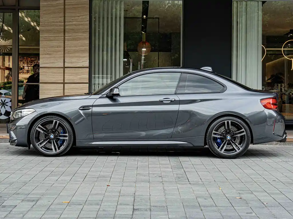 BMW M2 2018