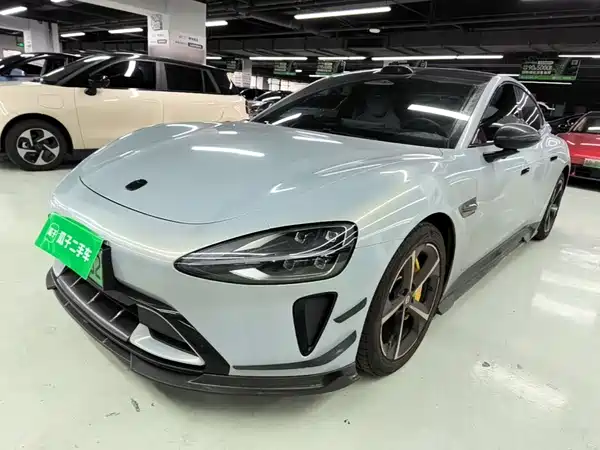 Xiaomi SU7 2025