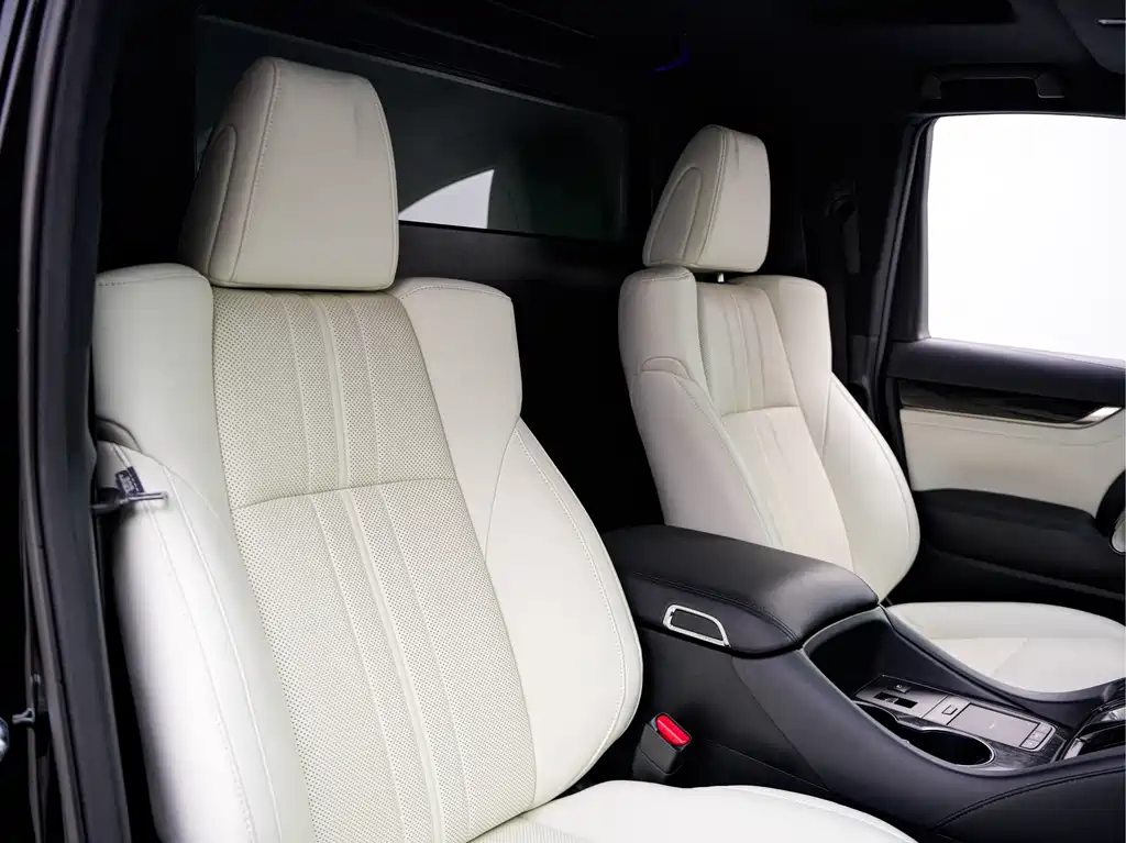 Lexus LM 2023 — фото 11