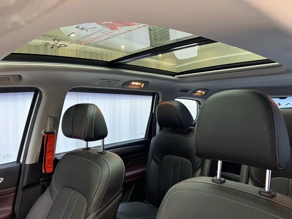 GAC Trumpchi M6 2022 — фото 11