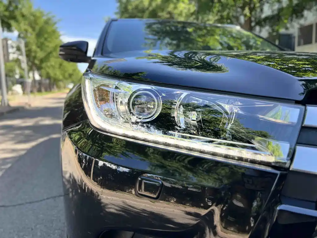 Toyota Highlander 2018 — фото 9