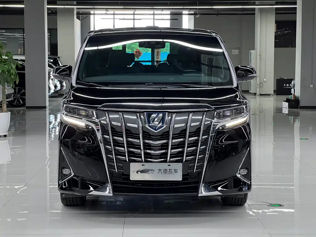 Toyota Alphard 2020 — фото 2