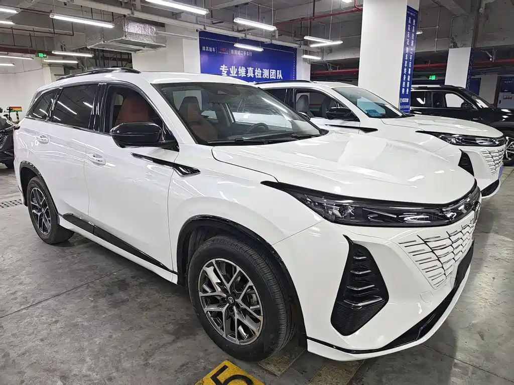 Changan CS75 PLUS 2024 — фото 8